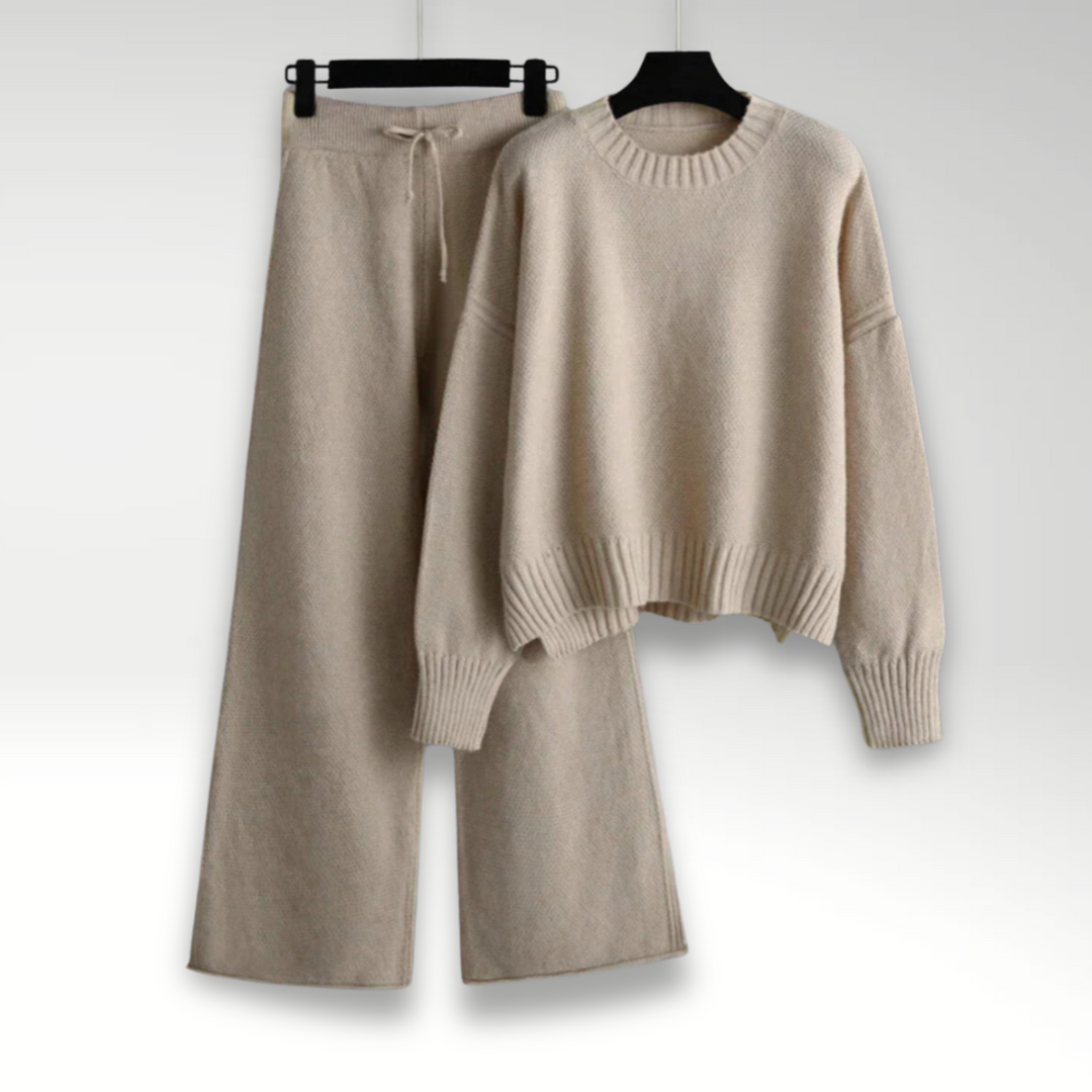 Deborah | Elegant Knitwear Duo