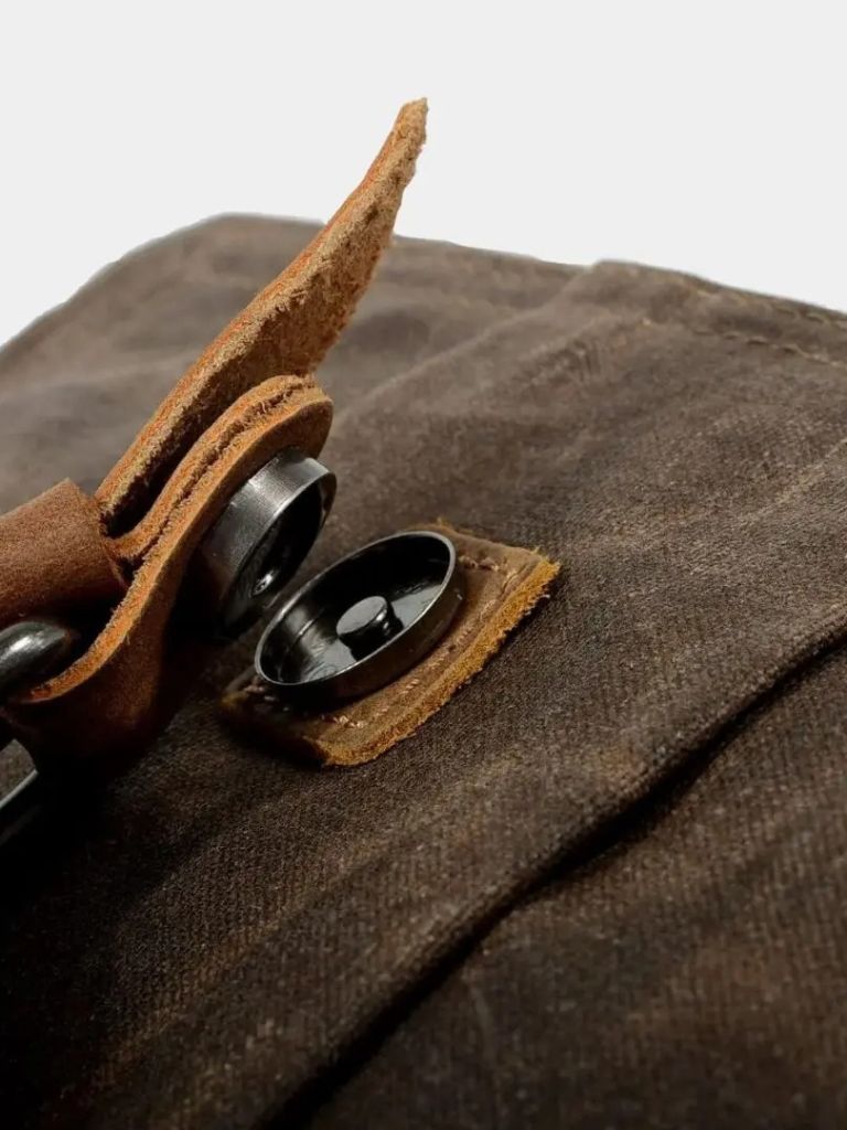 Palm Beach Boutique Balmoral Crossbody Courier Bag