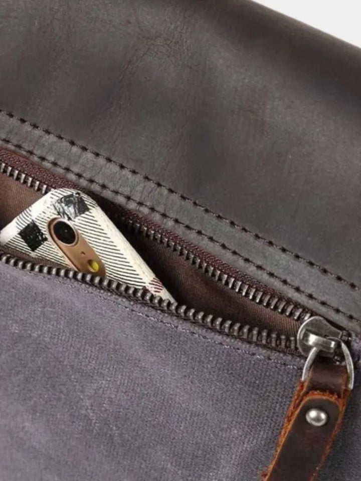 Palm Beach Boutique Windsor Messenger Crossbody Bag